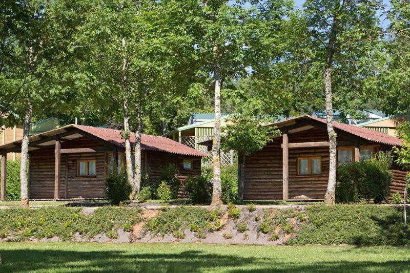 Camping Le Caussanel 호텔 Canet-de-Salars 외부 사진