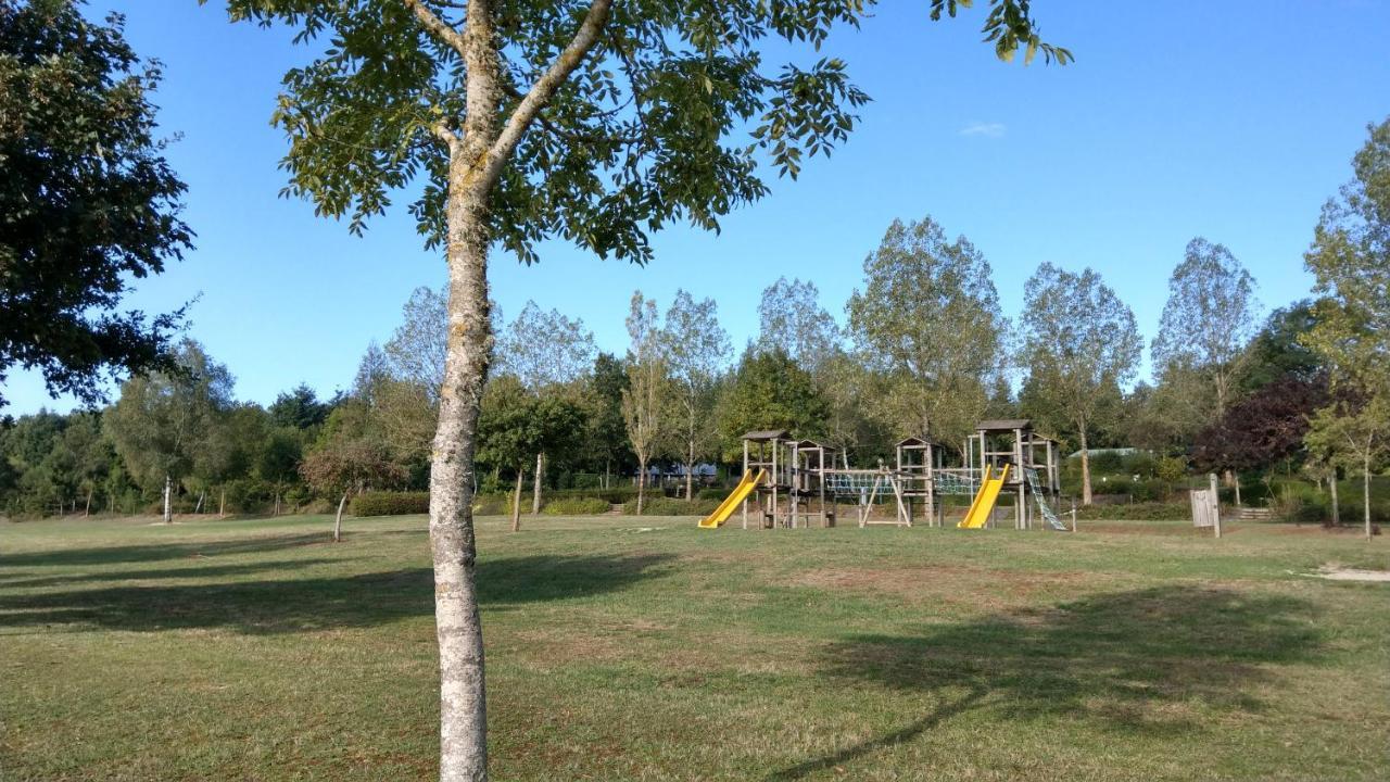 Camping Le Caussanel 호텔 Canet-de-Salars 외부 사진