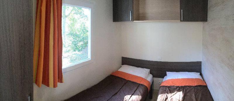 Camping Le Caussanel 호텔 Canet-de-Salars 외부 사진
