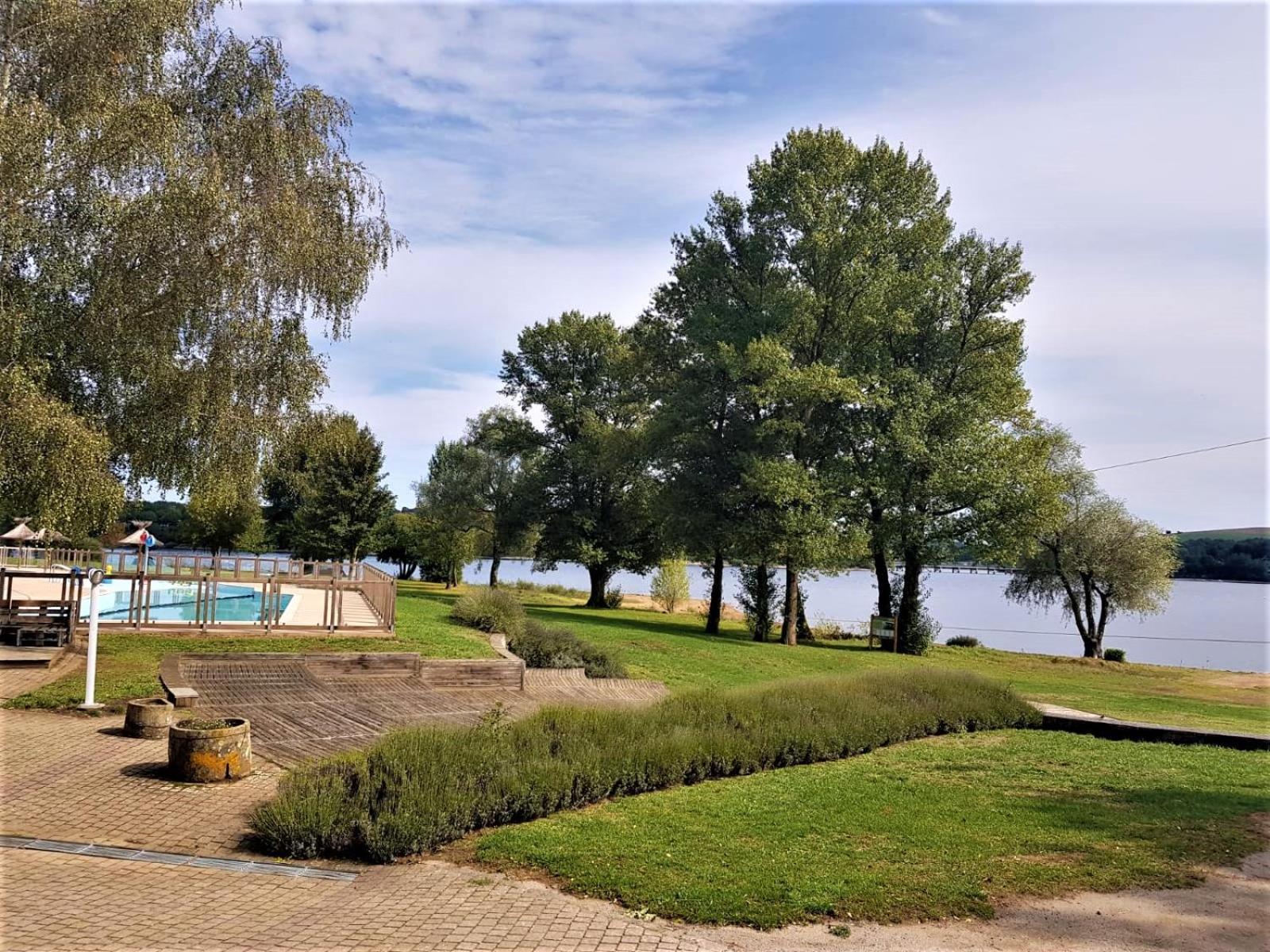 Camping Le Caussanel 호텔 Canet-de-Salars 외부 사진